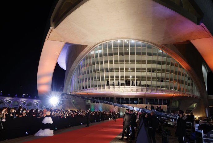 Archivo - El Palau de les Arts de València en la noche de los 36 Premios Goya. ARCHIVO. 