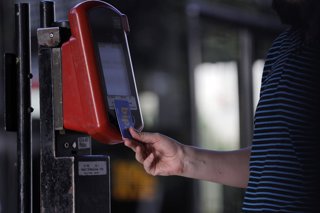 Santiago 8 de Noviembre 2024 El Panel de Expertos del Transporte Publico determino volver a subir el valor del Metro de Santiago y de los buses RED, ademas del Tren Nos Estacion Central, a partir de las 00 horas de este domingo 10 de noviembre del
