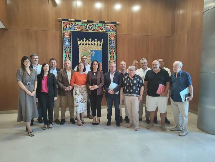 Foto de familia de la reunión de coordinación del Nudo Mudéjar realizada el 16 de junio.