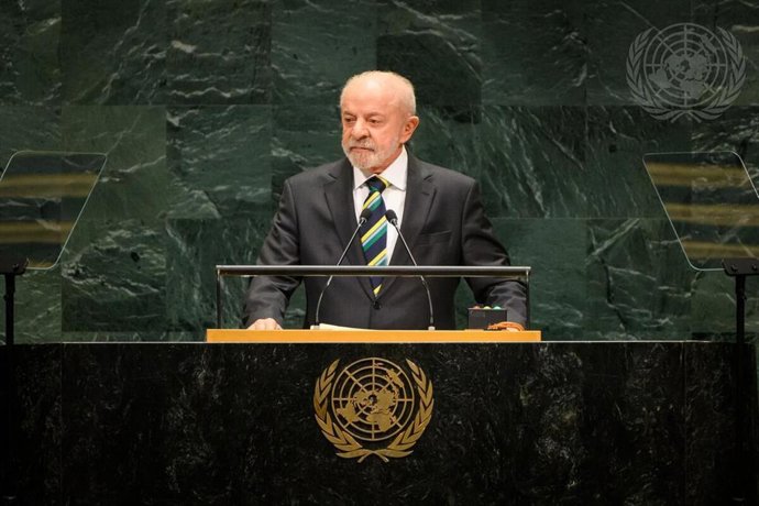 Luiz Inácio Lula da Silva, presidente de Brasil.