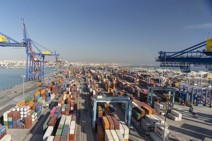 Archivo - Arxiu - Terminal de contenidors de Valenciaport