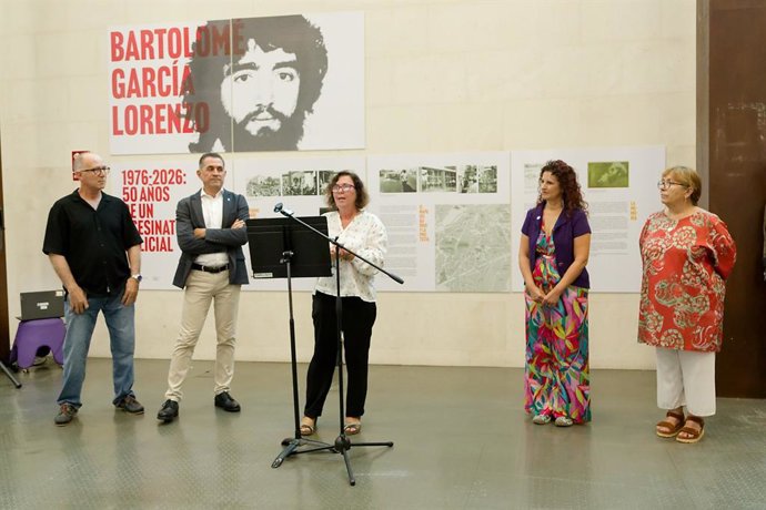 Inauguración de la exposición sobre el asesinato del estudiante Bartolomé García