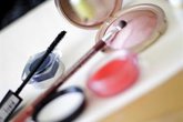 Foto: Hogar sin tóxicos denuncia la falta de regulación en la UE sobre el uso de cosméticos de adultos por menores