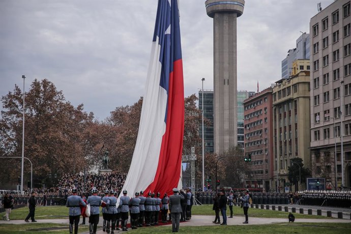 Archivo - July 9, 2026, Santiago, Chile: Members of the Chilean Army participate in a flag pledge ceremony attended by Chilean President JOSE ANTONIO KAST in Santiago, Chile.