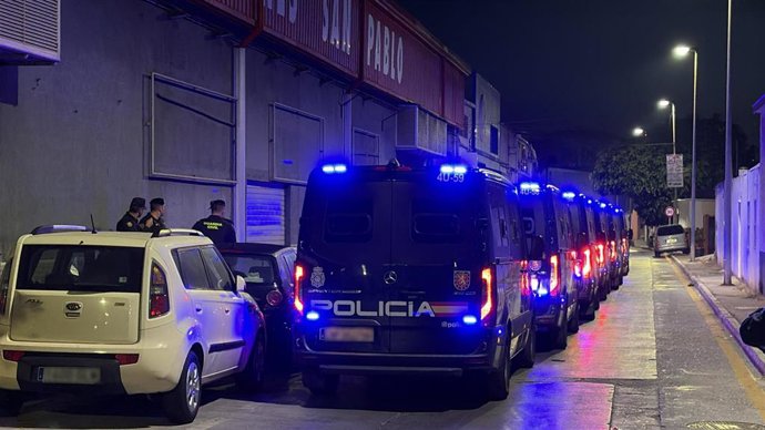 Interior ha reforzado los efectivos presentes en Ceuta tanto de Policía Nacional como de Guardia Civil.