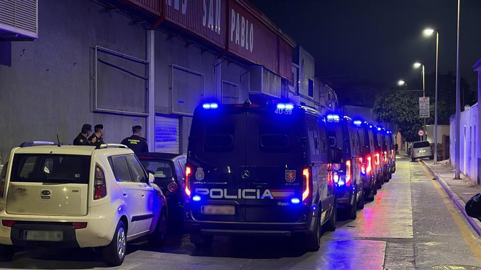 Interior ha reforzado los efectivos presentes en Ceuta tanto de Policía Nacional como de Guardia Civil.