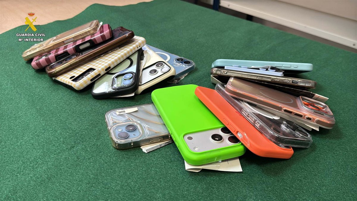 Detenidas 4 personas por el robo de 14 teléfonos móviles en el  chupinazo  de las Fiestas de San Mateo