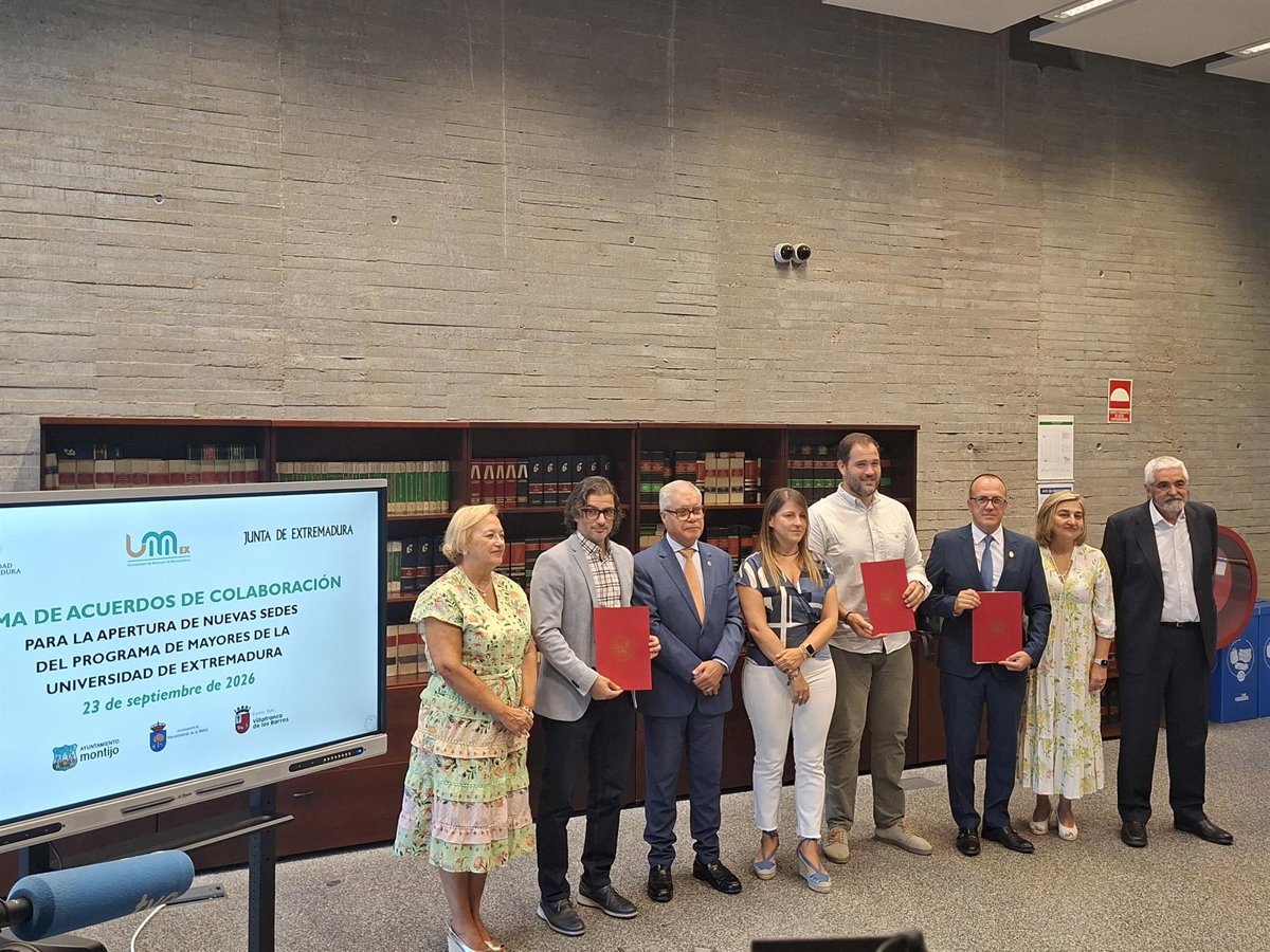 La Universidad de Mayores de Extremadura extiende sus sedes a Navalmoral, Villafranca y Montijo con más de 500 alumnos