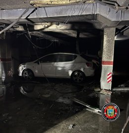 Un incendio en un garaje de Parbayón obliga a desalojar a 22 familias