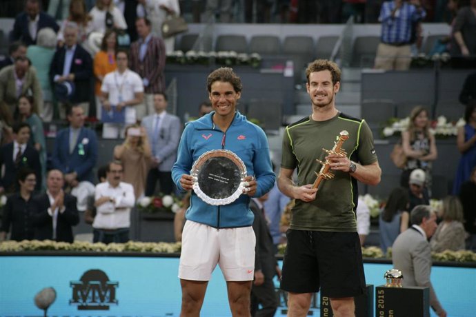 Archivo - Los tenistas Andy Murray y Rafael Nadal tras la final del Mutua Madrid Open 2015.