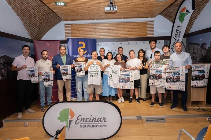 Presentación de la I Carrera Popular El Encinar que se celebra este domingo en Cáceres a favor de Down Cáceres