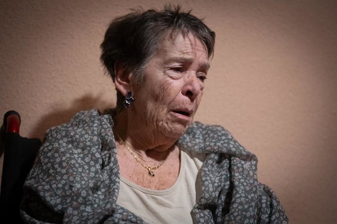 Maricarmen esperando en su casa a la ejecución del desahuicio