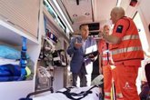 Foto: Sanz entrega 850 nueva tabletas a los equipos de urgencias y emergencias andaluces