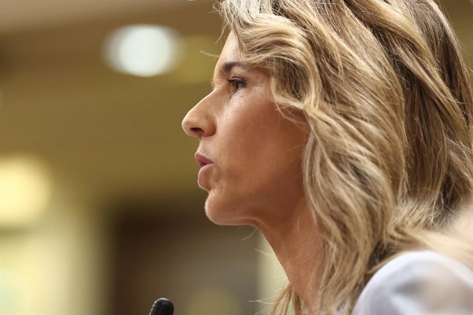 Archivo - La diputada del PP Cayetana Álvarez de Toledo interviene  durante una sesión de control al Gobierno en el Congreso de los Diputados, a 17 de septiembre de 2025, en Madrid (España). El presidente del Gobierno, Pedro Sánchez, responde hoy en la se