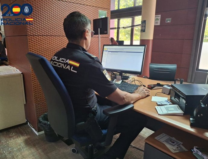 Agente de la Policía Nacional de Palencia.