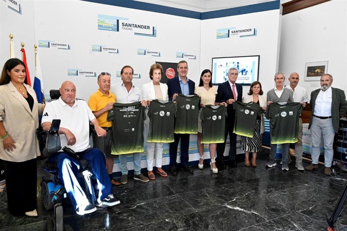 Presentación de la carrera solidaria 'Ponle Freno' en Santander.