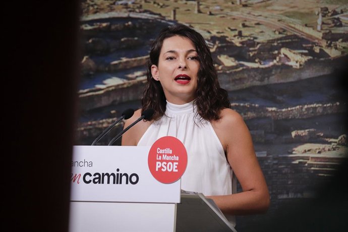 La diputada del grupo parlamentario socialista en las Cortes de Castilla-La Mancha Paloma Jiménez