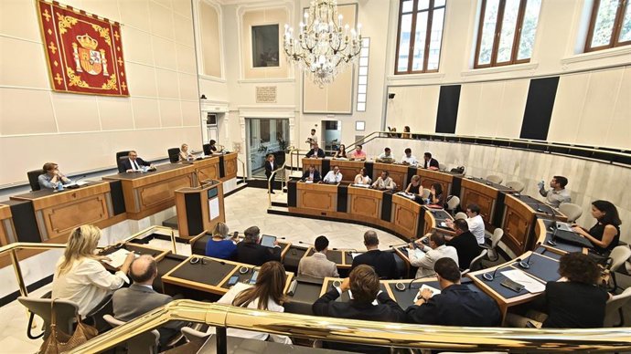 Pleno extraordinario de la Diputación celebrado este miércoles en el Palacio Provincial