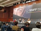 Foto: Koldo Almandoz muestra "las miserias de un hombre maduro" con "aroma a cine clásico" en 'Azken agurra'