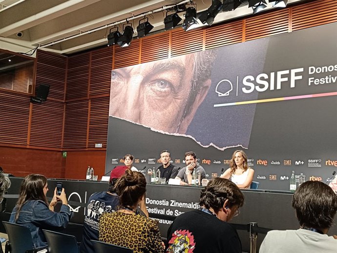Coletiva de imprensa da equipe do filme “Azken agurra”, de Koldo Almandoz, no Festival de San Sebastián