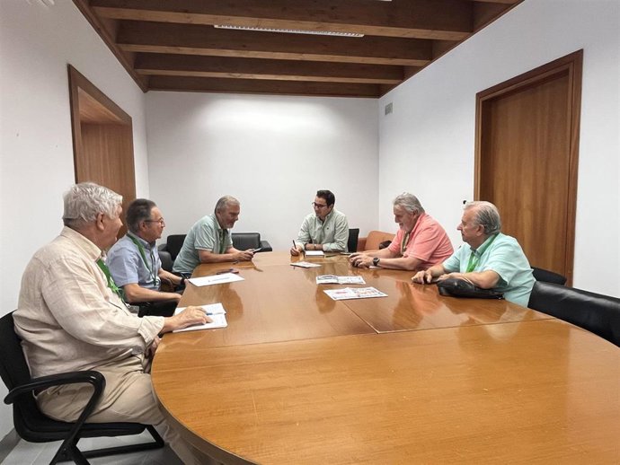 Reunión de representantes de Adelante Andalucía y de la Federación de Pensionistas de CCOO de Andalucía y la Unión de Jubilados y Pensionistas de UGT Andalucía.