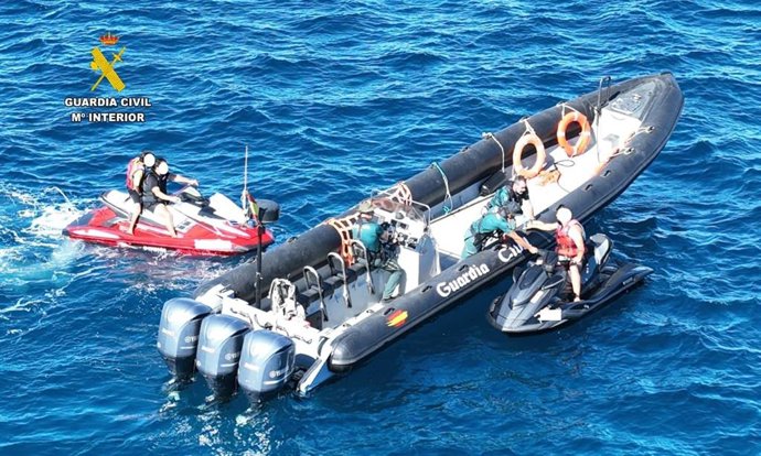 Uno de los rescates realizados por la Guardia Civil en Melilla.