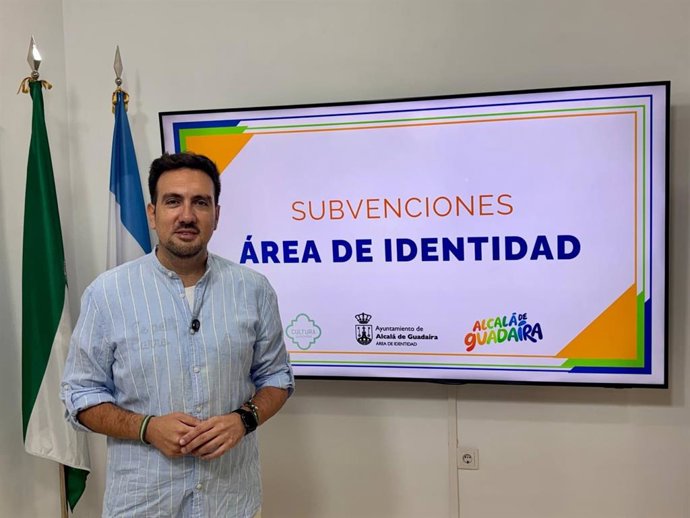 El responsable municipal del Área de Identidad y Delegado de Turismo de Alcalá, Christopher Rivas