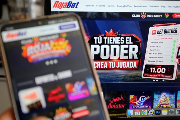 Santiago, 21 de septiembre 2026. Imagenes referenciales de casinos y apuestas online, luego de que el Gobierno ordenara bloquear 37 nuevos sitios de apuestas online. Jonnathan Oyarzun/Aton Chile