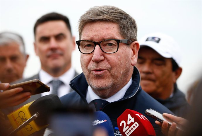 Valparaiso 23 Septiembre de 2026  El Biministro de Economía y Minería, Daniel Mas, el Subsecretario de Pesca y Acuicultura, Osvaldo Urrutia y el Delegado Regional Presidencial de Valparaíso, Manuel Millones, realizaron una fiscalización de prueba de