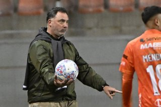 Futbol, Cobreloa vs Coquimbo Unido octavos de final ida, Copa Chile 2026. El director tecnico de Coquimbo Unido Ivo Hernan Caputto, antes del partido ante Cobreloa en la Copa Chile realizado en el estadio Zorro del desierto, Calama,