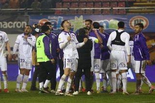 Futbol, Nublense vs Deportes Concepcion Vigesimo primera fecha campeonato Nacional Liga de Primera 2026. El equipo de Deportes Concepcion es fotografiado durante el partido de primera division disputado en el estadio Nelson Oyarzun de Chillan,