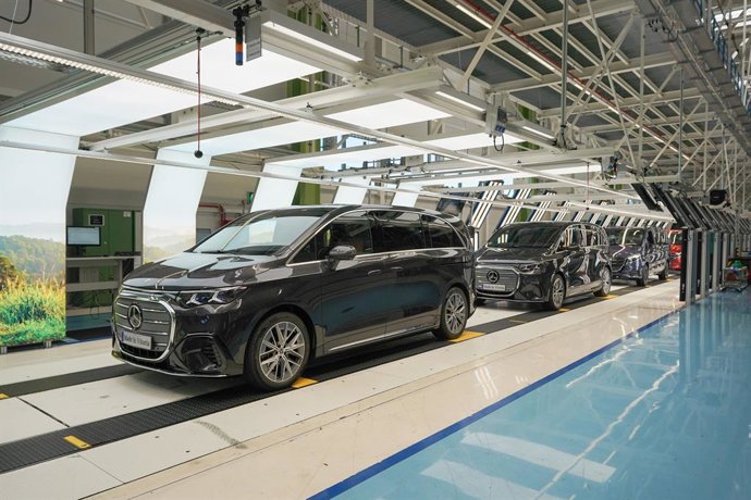 Archivo - Una planta automovilística en España