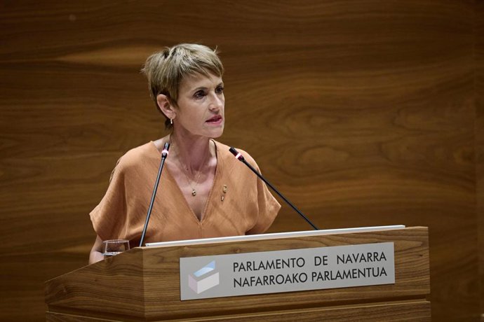 La presidenta del Gobierno de Navarra, María Chivite, en el Debate sobre el Estado de la Comunidad en el Parlamento de Navarra.