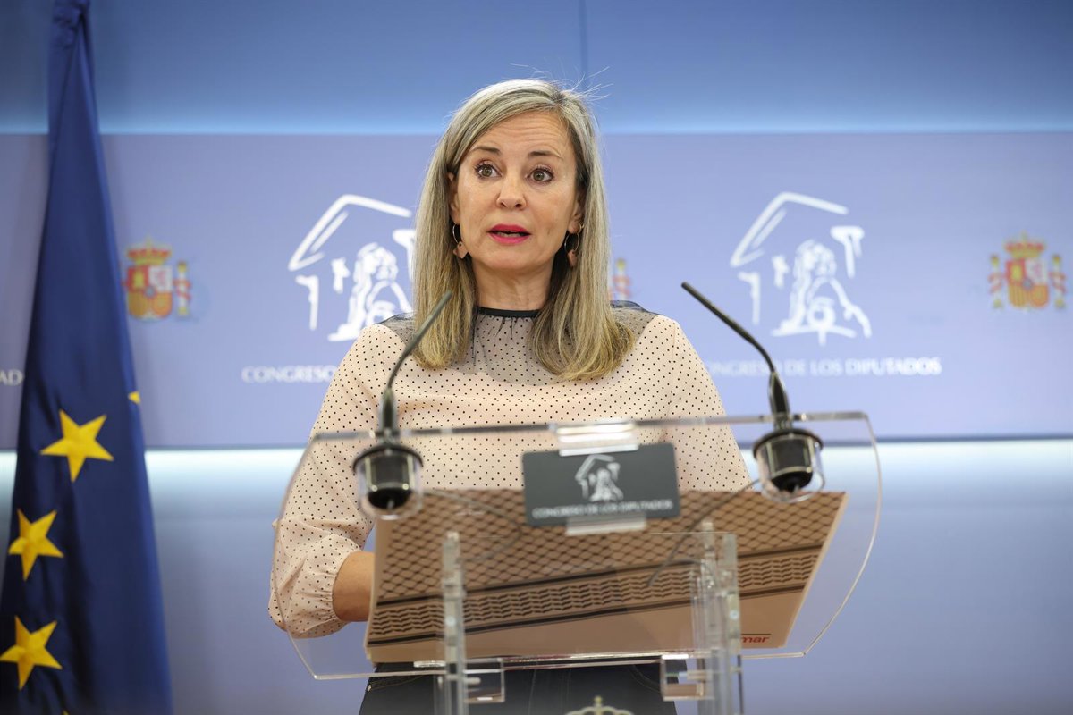 Sumar exige al PP que aparte a Ana Vázquez tras el incidente del espray en el Congreso
