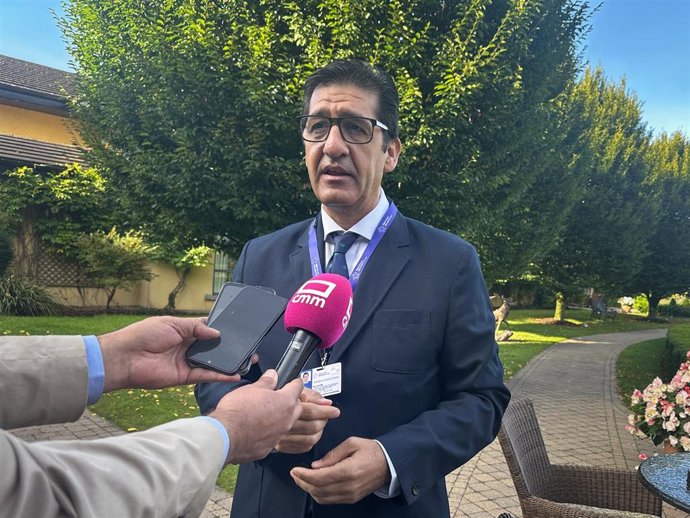 El vicepresidente segundo del Gobierno de Castilla-La Mancha, José Manuel Caballero, en la reunión de la mesa del Comité Europeo de las Regiones celebrada en Irlanda.