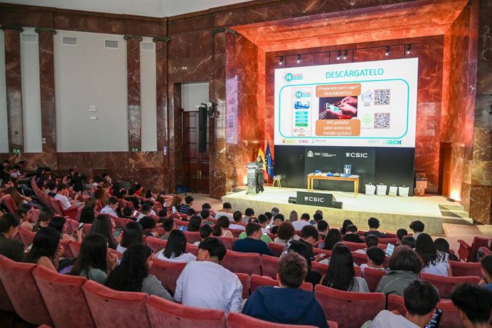Archivo - Celebración de la final nacional de la pasada edición en la sede central del CSIC en Madrid.