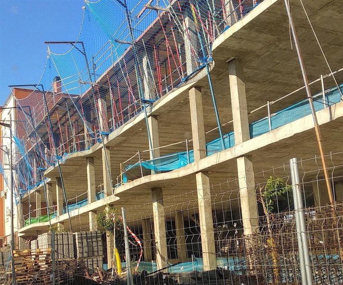 Archivo - La EMSV licita por 13,7 millones de euros la finalización de las obras de 147 viviendas