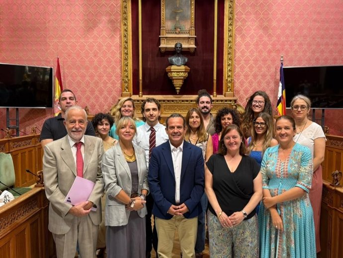 El Consell incorpora al TSJIB y al Colegio de Abogados a la mesa para abordar la prostitución en Mallorca