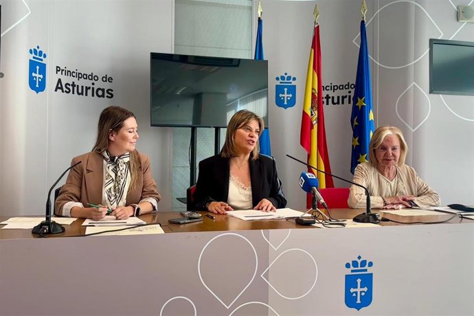 La vicepresidenta del Principado de Asturias, Gimena Llamedo, presenta el V Congreso Mundial de Asturianía.