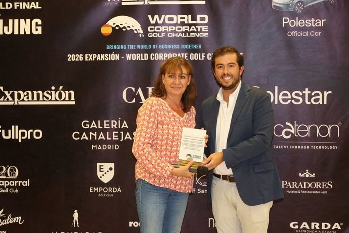 Entrega del reconocimiento a Costa del Sol por parte del World Corporate Golf Challenge.