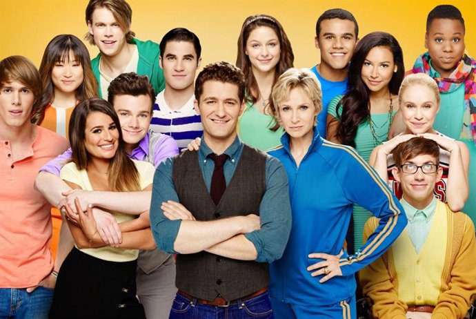 Ryan Murphy confirma que el reboot de Glee ya está escrito y el reparto original está “entusiasmado”