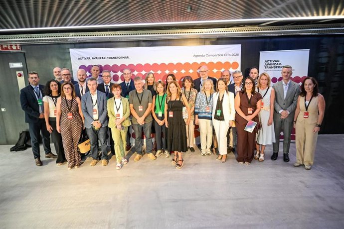Imagen de familia en la presentación de la Agenda Compartida de Centros de Innovación Territorial (AC-CITs).