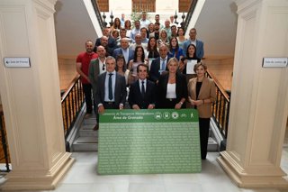 El consejero de Fomento y Movilidad, Mario Muñoz-Atanet, en el acto donde se ha formalizado la ampliación del Consorcio de Transporte Metropolitano de Granada.