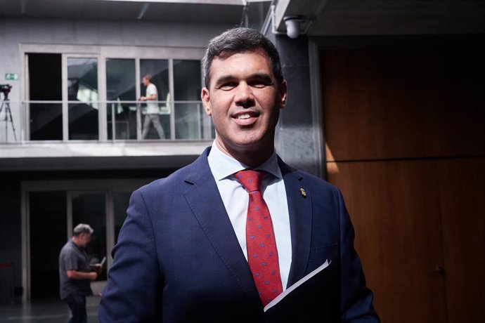 El portavoz del PP en el Parlamento de Navarra, Javier García, durante el debate sobre el Estado de la Comunidad a 24 de septiembre de 2026, en Pamplona, Navarra (España).