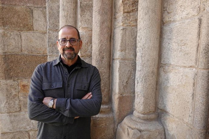 Archivo - Henrique Monteagudo, único candidato a ocupar la presidencia de la Real Academia Galega (RAG)