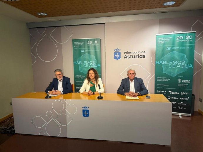 Presentación del encuentro 'Hablemos de Agua' en Oviedo.