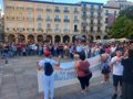 Logroño clama en protesta por el desahucio de Maricarmen: "Hoy es Maricarmen, mañana puedes ser tú"