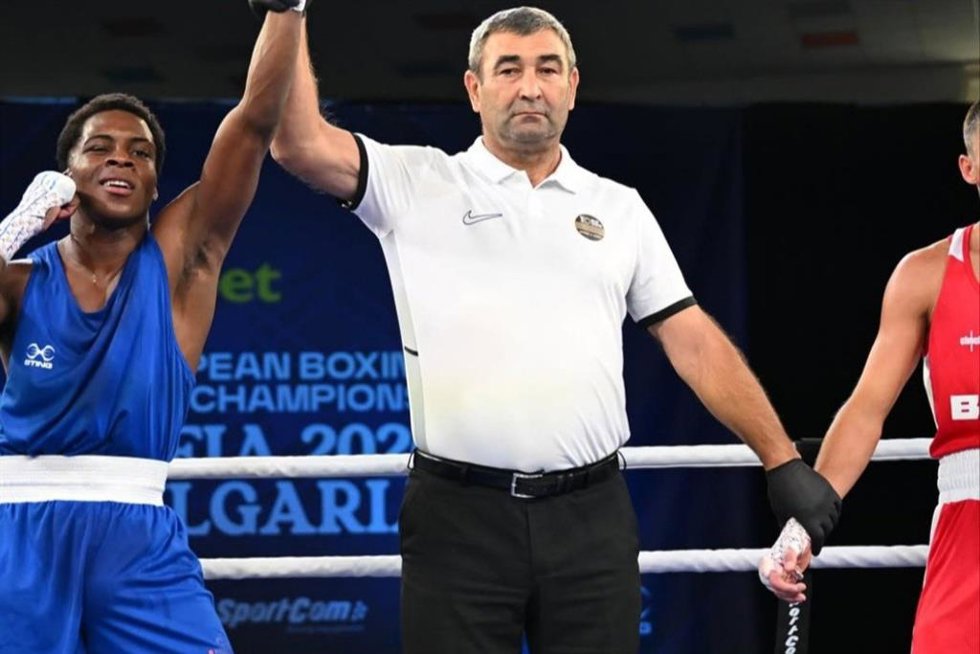 Ewart Andrés Marín, durante un combate.
