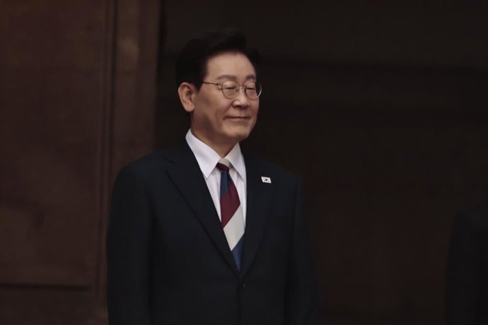 September 24, 2026, Mexico City, Cdmx, Mexico: At Mexico's National Palace, President CLAUDIA SHEIMBAUM welcomes South Korean President LEE JAE-MYUNG; this three-day official visit marks the first time a South Korean leader has been in the country in sixt