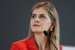 Archivo - La presidenta de Costa Rica, Laura Fernandez, durante una rueda de prensa